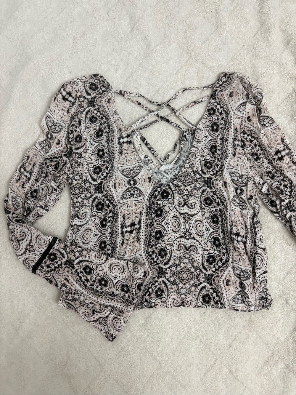 Kendall & Kylie Paisley Crisscross V-Neck Top